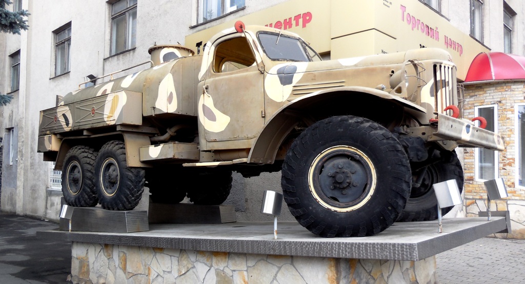 Вперед, до нових звершень!