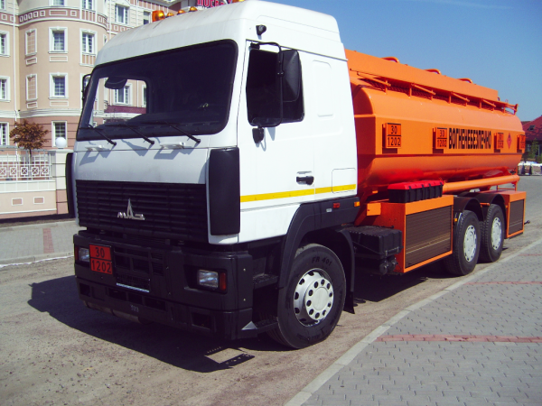 20468 літрів, 4 секції, шасі 6х4