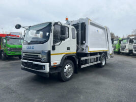 Cміттєвоз із заднім завантаженням АТ-9011 на шасі JAC N120